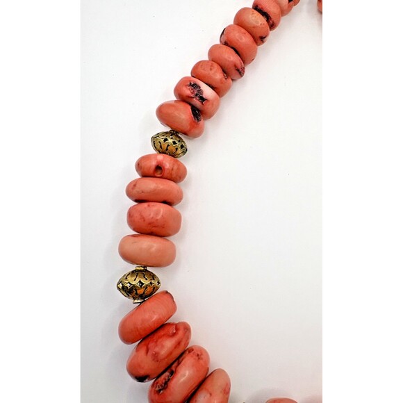 Vintage Pink Coral Chunky Necklace Beautiful! - Picture 4 of 9